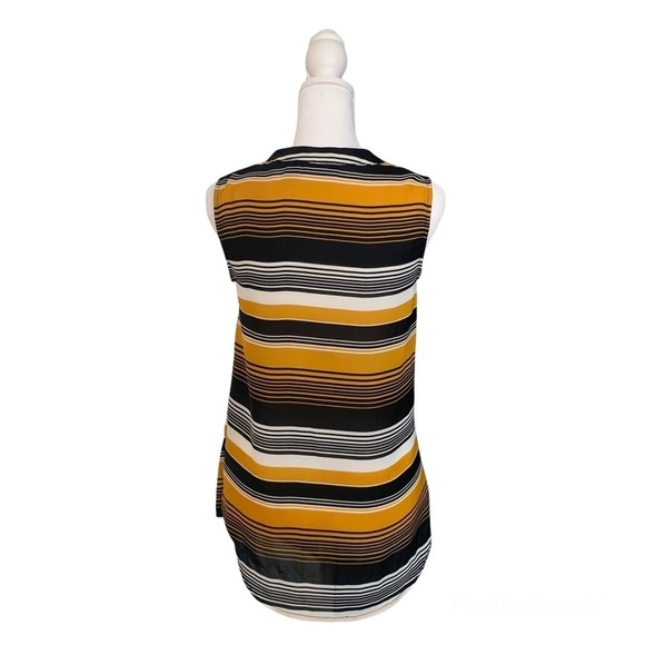 HALOGEN Chevron Striped Front Tie Tank Size Extra Small - Picture 3 of 6